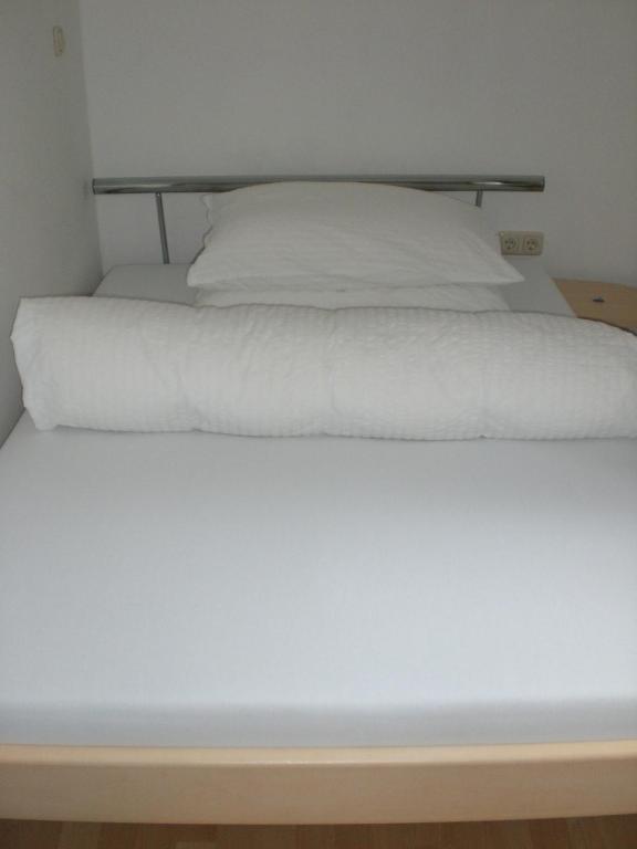 Pöchlarn Privatzimmer Familie Wagner חדר תמונה