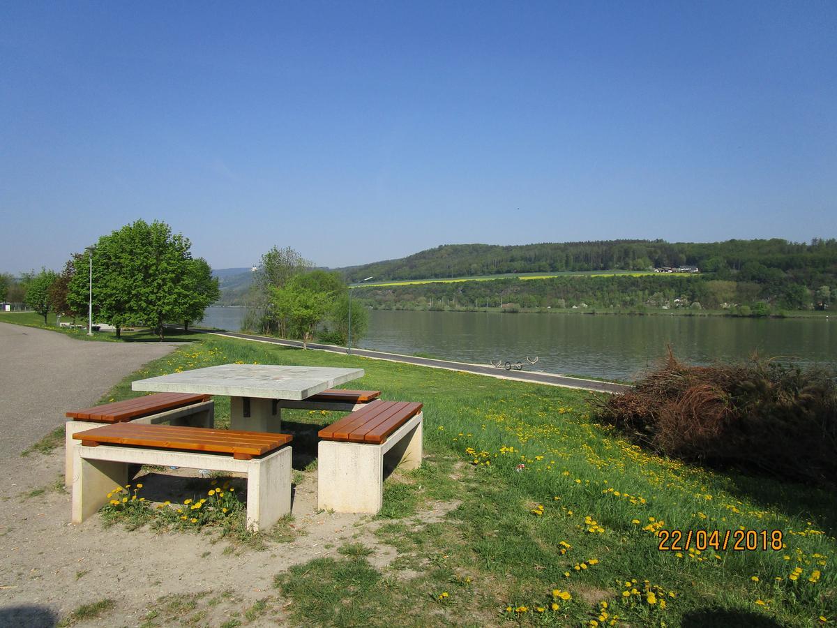 Pöchlarn Privatzimmer Familie Wagner מראה חיצוני תמונה